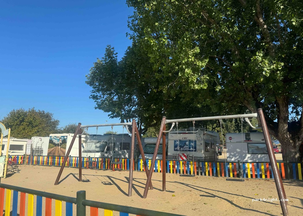 Vigo, 50 Rúa de Canido thumbnail 4