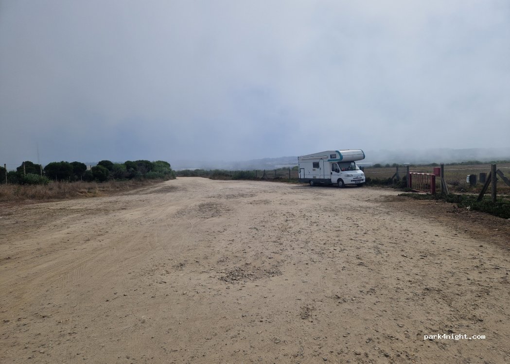 Espinho,Unnamed road - photo 1