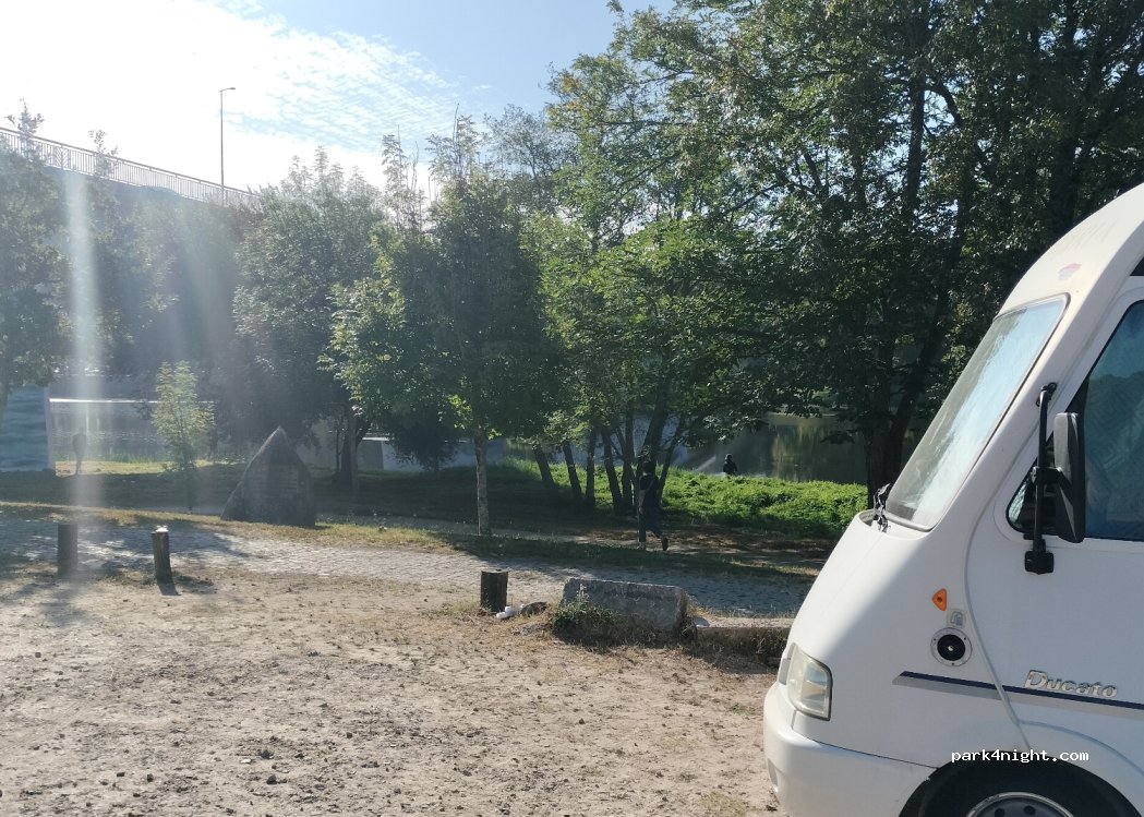 Lugar do Monte,34 EN201 thumbnail 2