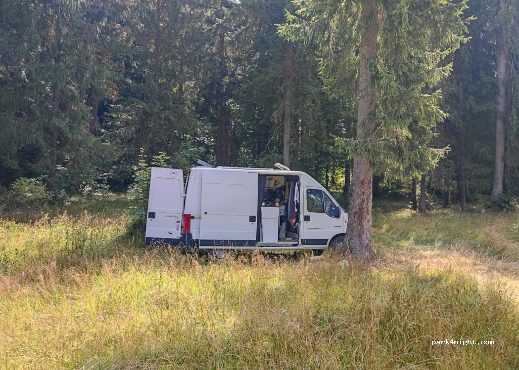 () Ghețari - DJ750 - Photo 2
