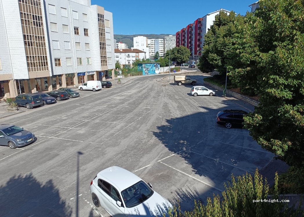 Vila Real, 13 Praceta Dom João Evangelista thumbnail 4