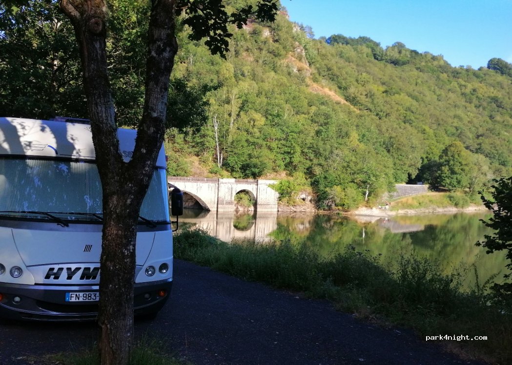 Saint-Martin-Cantalès photo 4