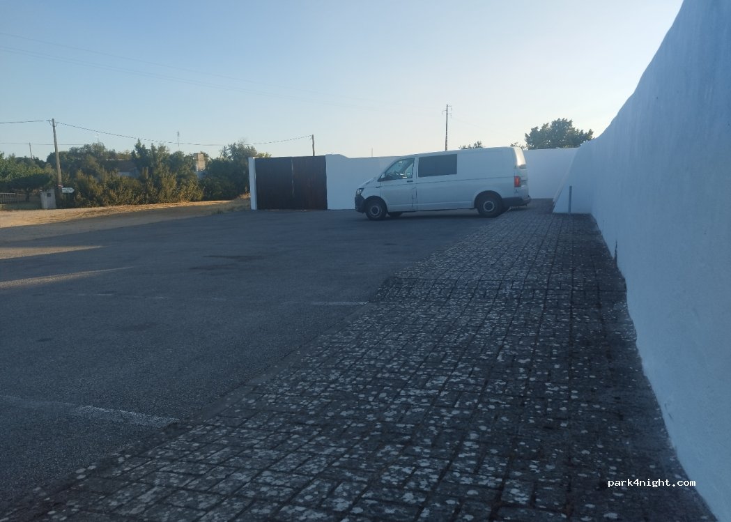 Elvas,Unnamed Road thumbnail 3