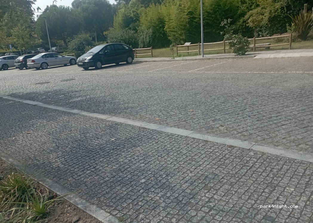 Guimarães, 503 Rua Antero de Quental thumbnail 4