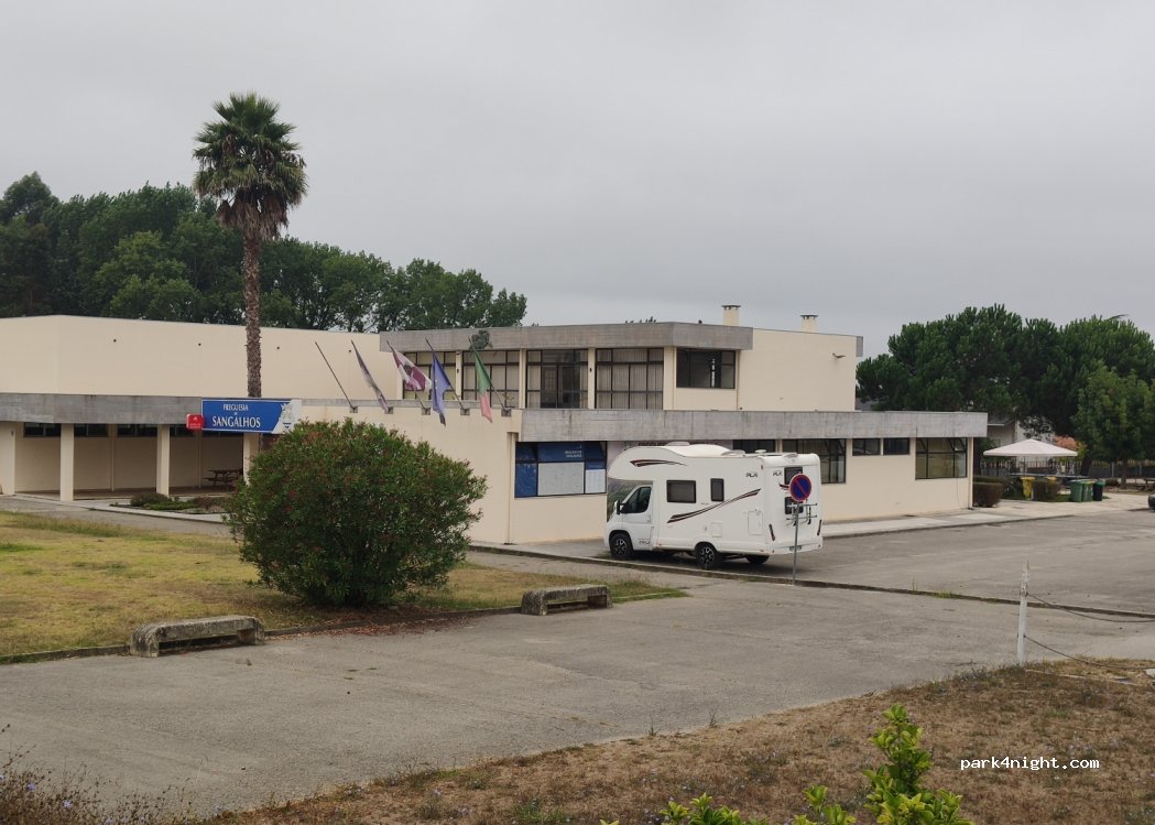 Caves Aliança, 1 Rua da Fonte Nova thumbnail 4