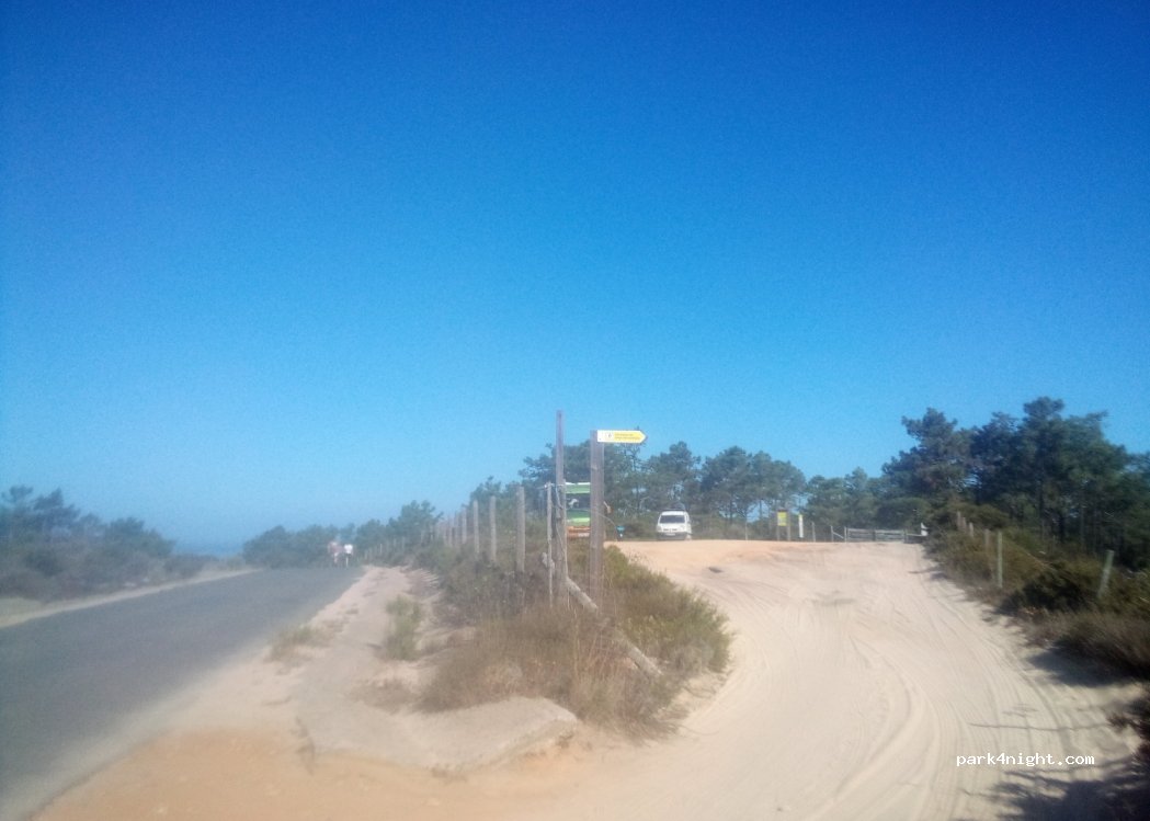 Sines,Unnamed Road thumbnail 2