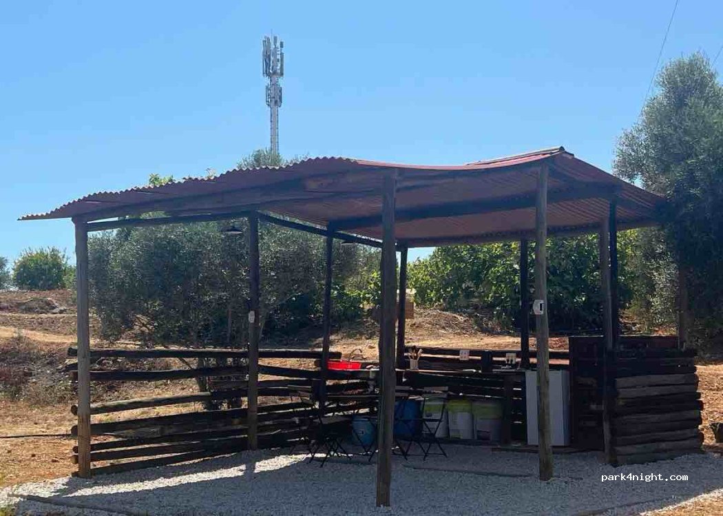 Bela Glamping & Caravan Parking thumbnail 4