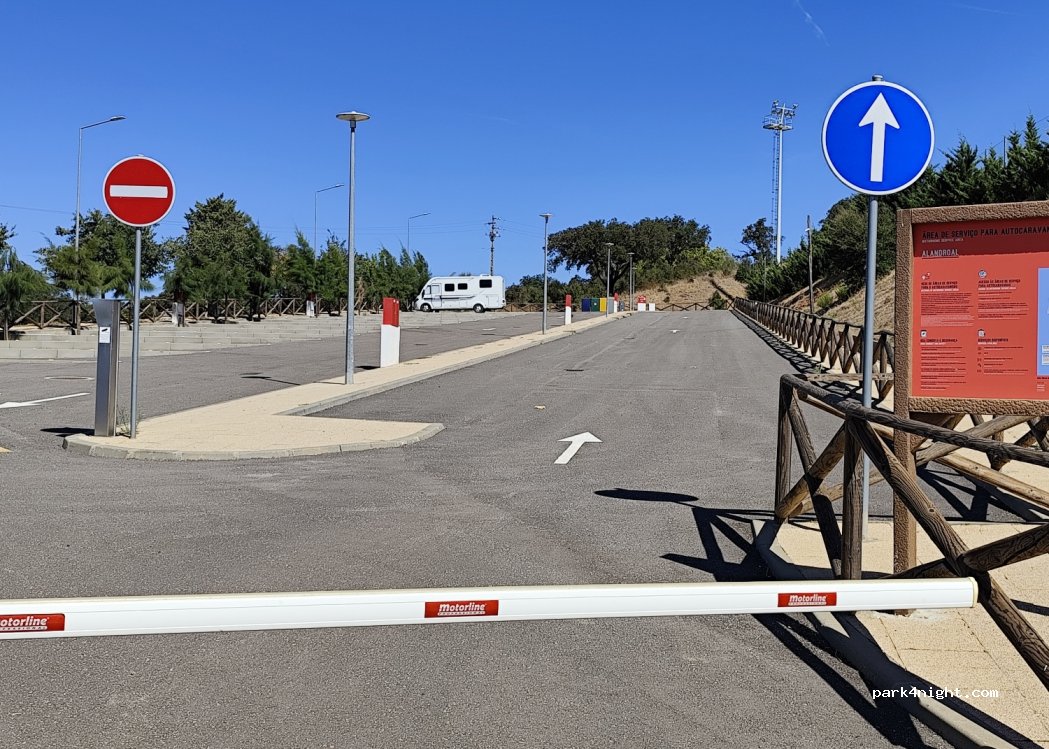 Alandroal, 9 Lugar da Cruz do Martelo thumbnail 4