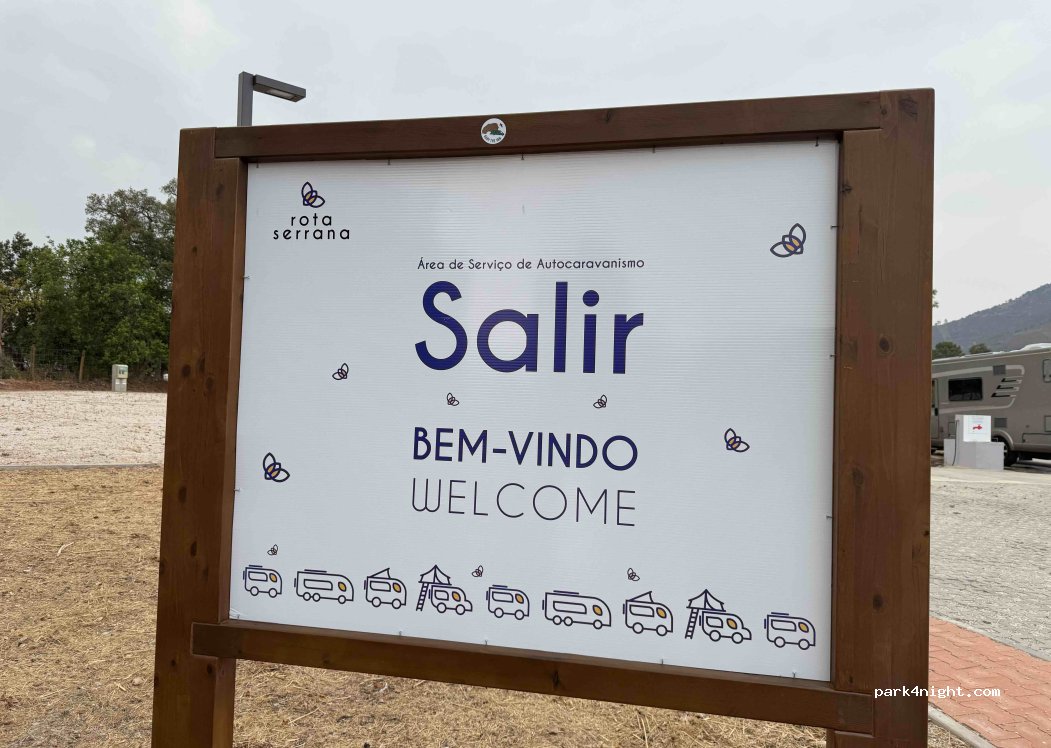 Área de Serviço de Autocaravanismo Salir thumbnail 2