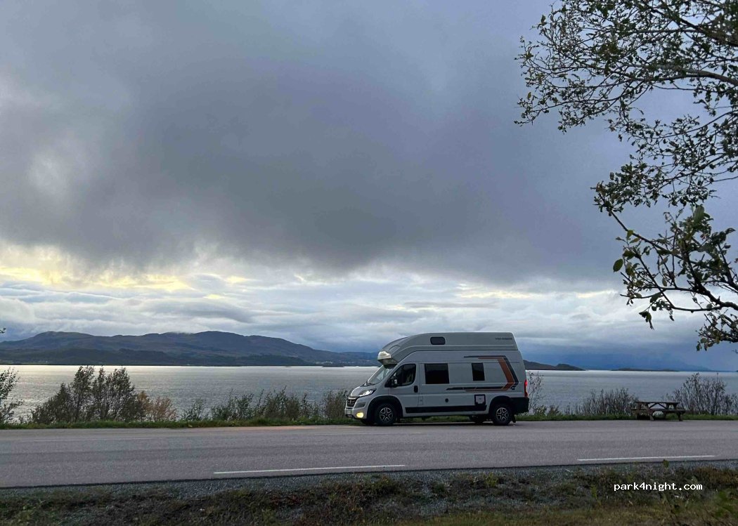 Tovik - 74 Fylkesvei 825 photo 3