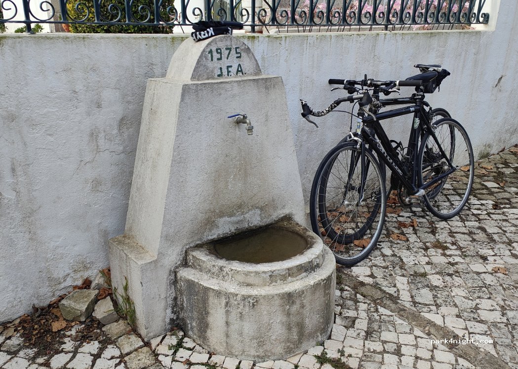 Amoreira, 16 Rua Doutor Formosinho Sanches