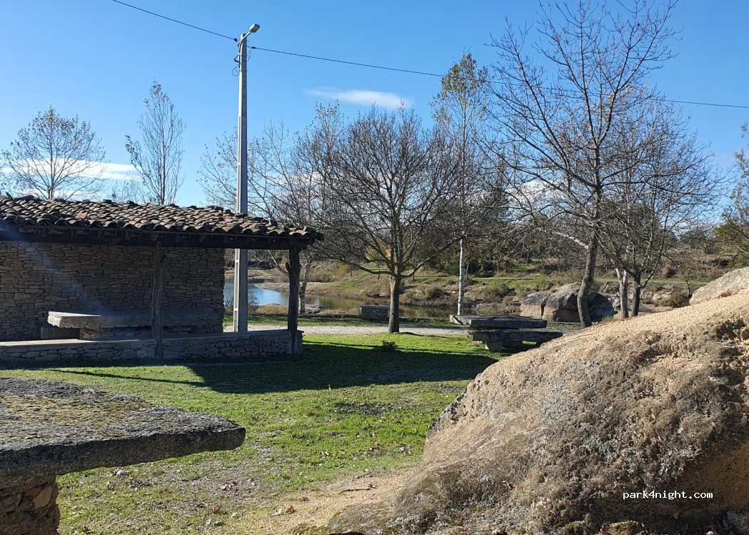 São Sebastião,Unnamed Road thumbnail 5