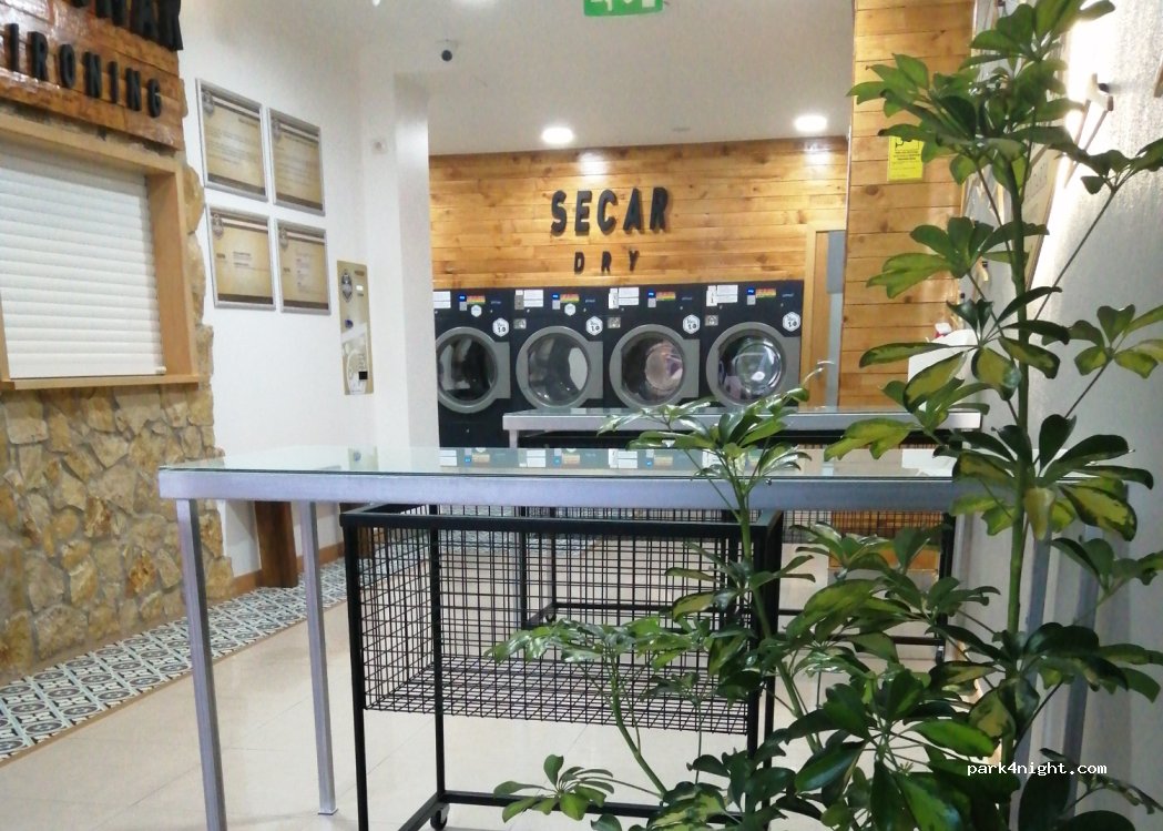 Cadaval, 11 Avenida Doutor Francisco Sá Carneiro thumbnail 2