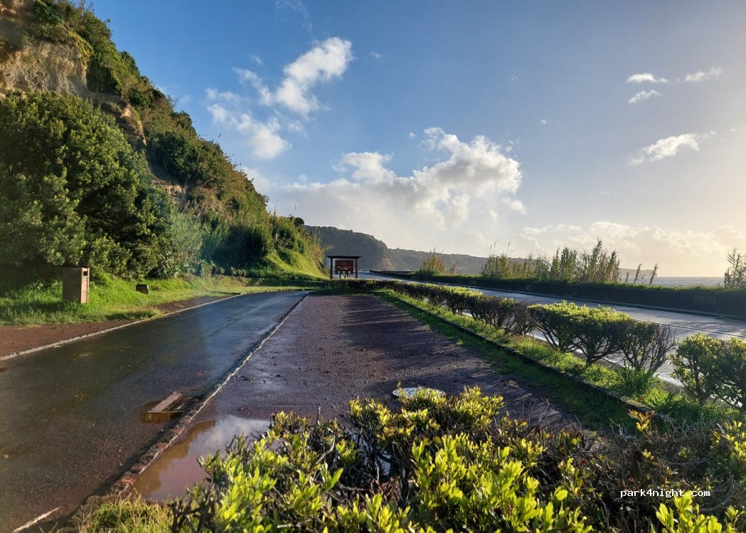 Ribeira Cha,Estr. Regional 1-1 thumbnail 2