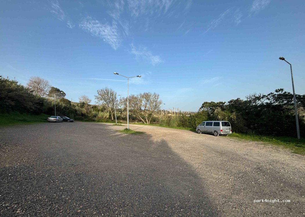 Colares,Unnamed Road thumbnail 5