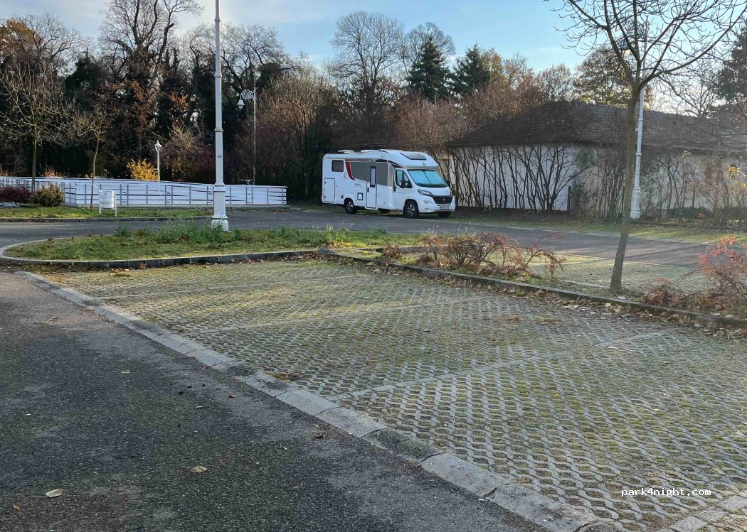 Jožefa Hegediša Parking - Photo 3