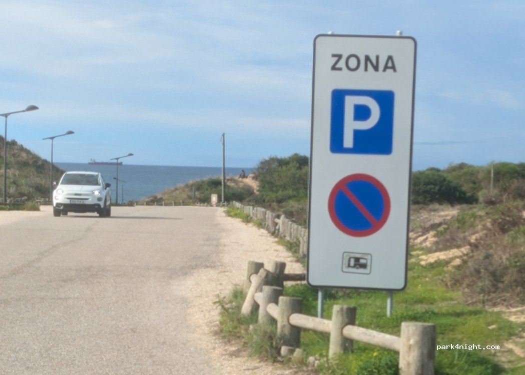 Sines,Unnamed Road thumbnail 2