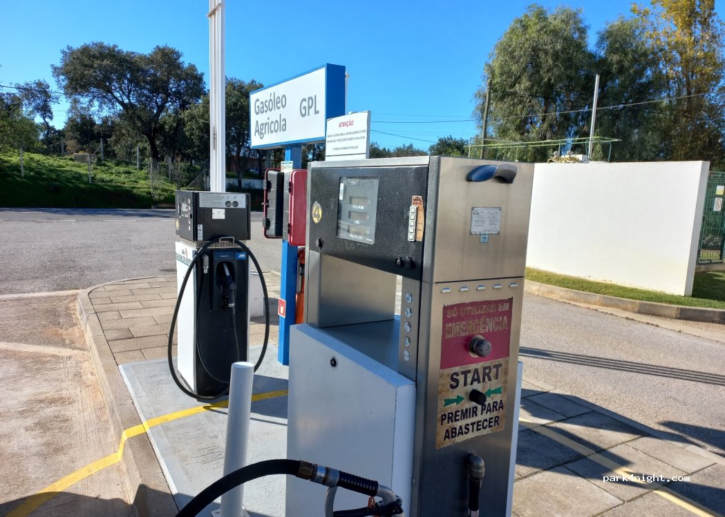 Armação de Pêra,202X Estrada dos Amendoais thumbnail 3