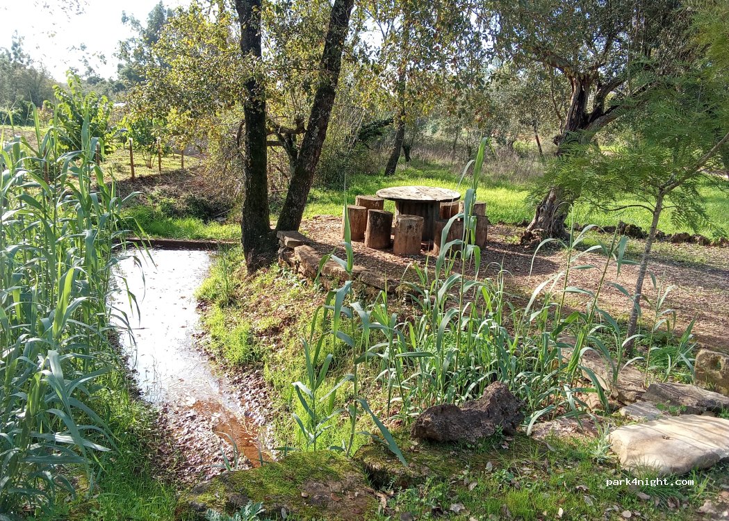 Paio Mendes,Unnamed Road thumbnail 2