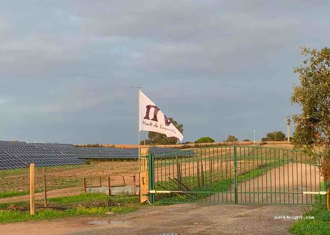 Monte da Vaquinha thumbnail 4