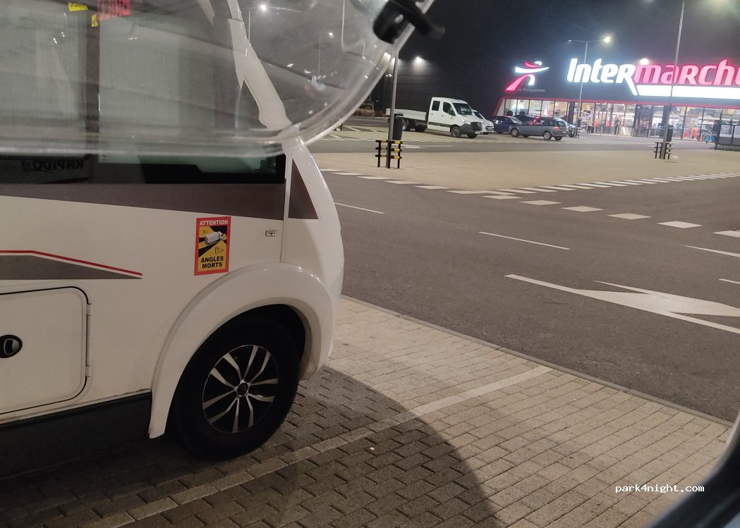 Faro, 410 Rua Vale da Amoreira thumbnail 3