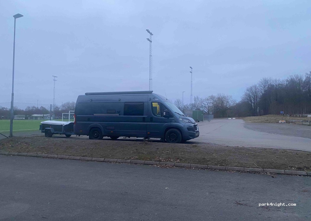 (432 32) Varberg - 5 Stenåsavägen photo 2