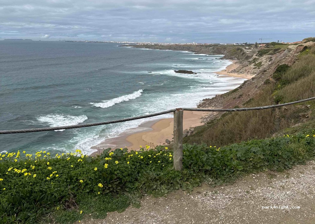 Atouguia da Baleia,  Rua dos Moinhos thumbnail 3