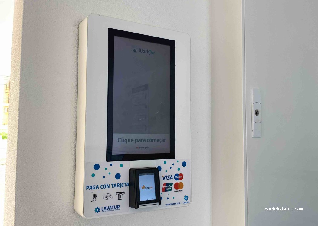 Lagos, 16 Rua Sacadura Cabral thumbnail 3