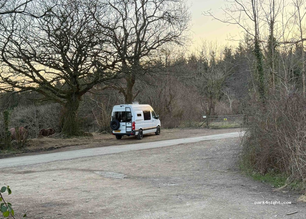 (LL18 6EE) - Unnamed Road photo 4