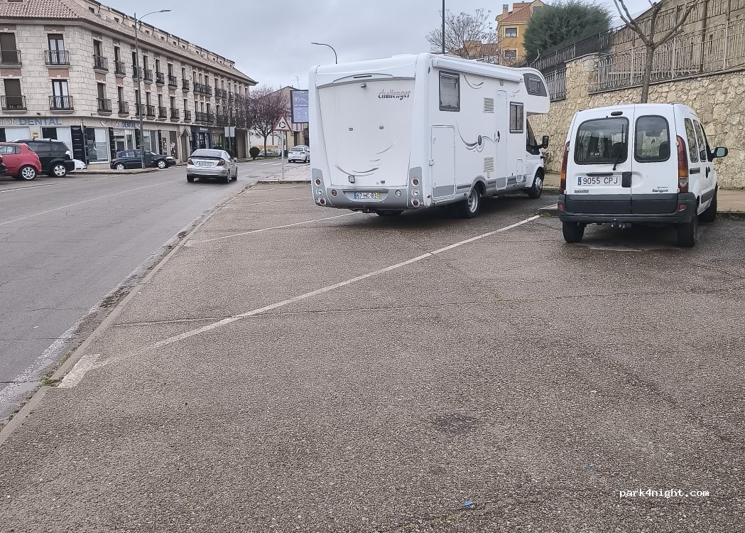 Ciudad Rodrigo, 31 Carretera de Salamanca thumbnail 2