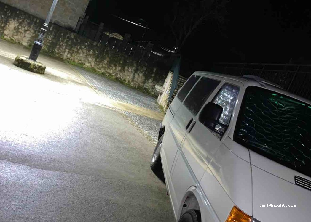 Xermeade,Unnamed road