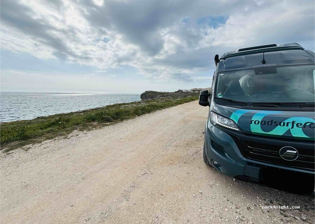 Peniche, 184 Estrada Marginal Sul thumbnail 3