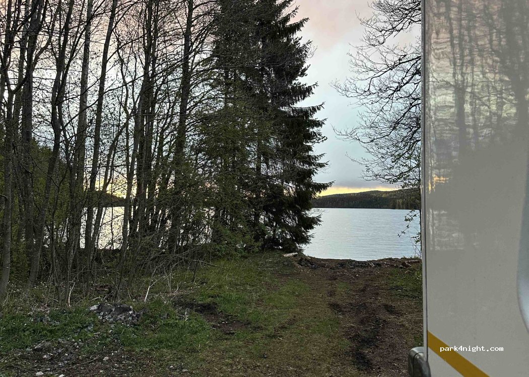 (682 92) Filipstad - Unnamed Road photo 4