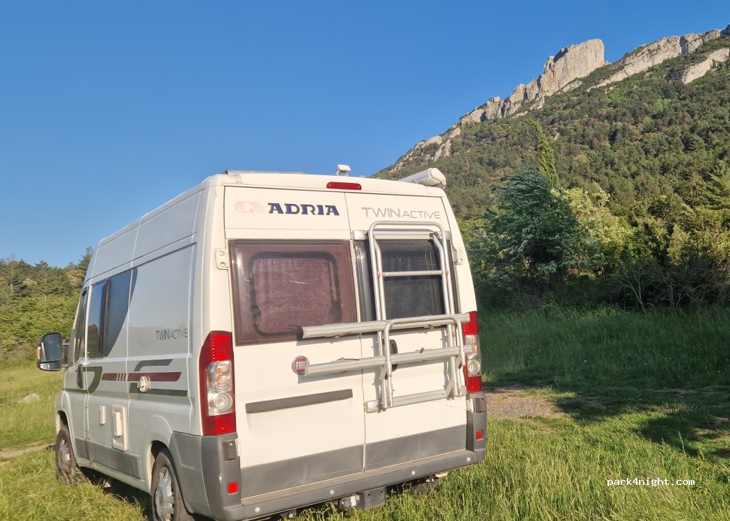 Rouffiac-des-Corbières - D14 photo 4