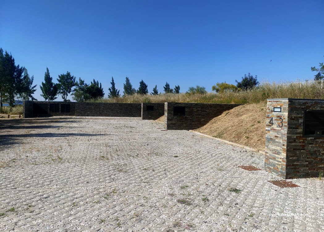 Moura,ER255 thumbnail 3