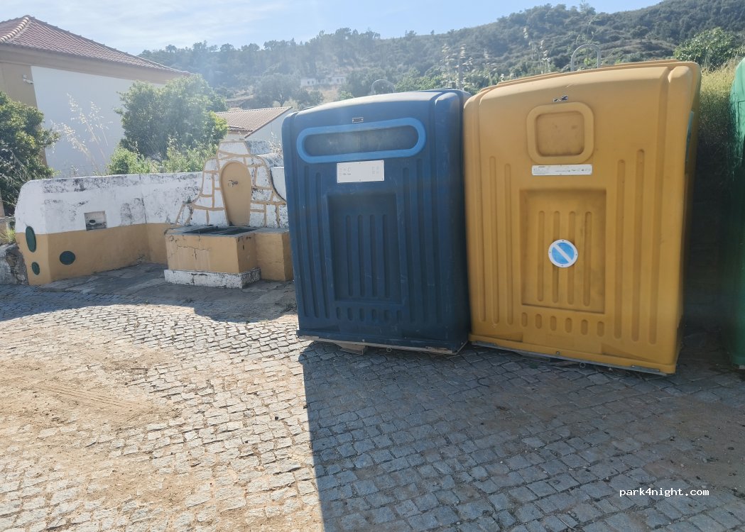 Santana, 25 Rua da Igreja - photo 1