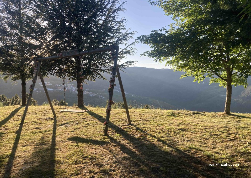 Louredo, 829 CM1240 thumbnail 3