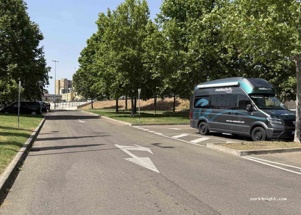 Badajoz, 41 Camino Moreras thumbnail 2