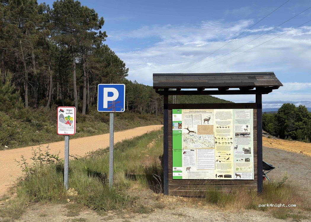 Mahide,  Unnamed Road thumbnail 3