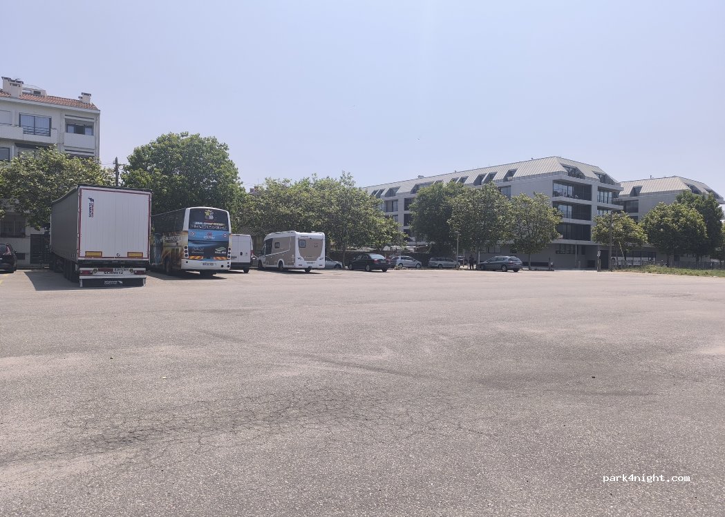 Espinho, 1242-1408 Rua 14 thumbnail 3