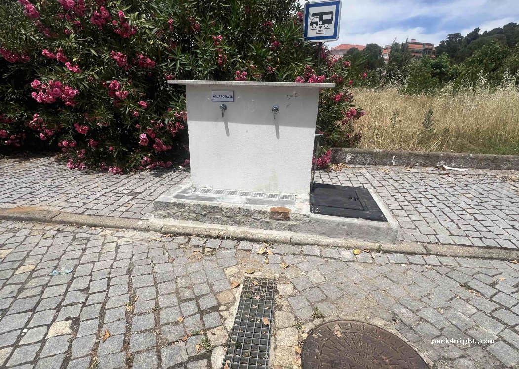 , 1A Rua Doutor José Gardete Martins thumbnail 5