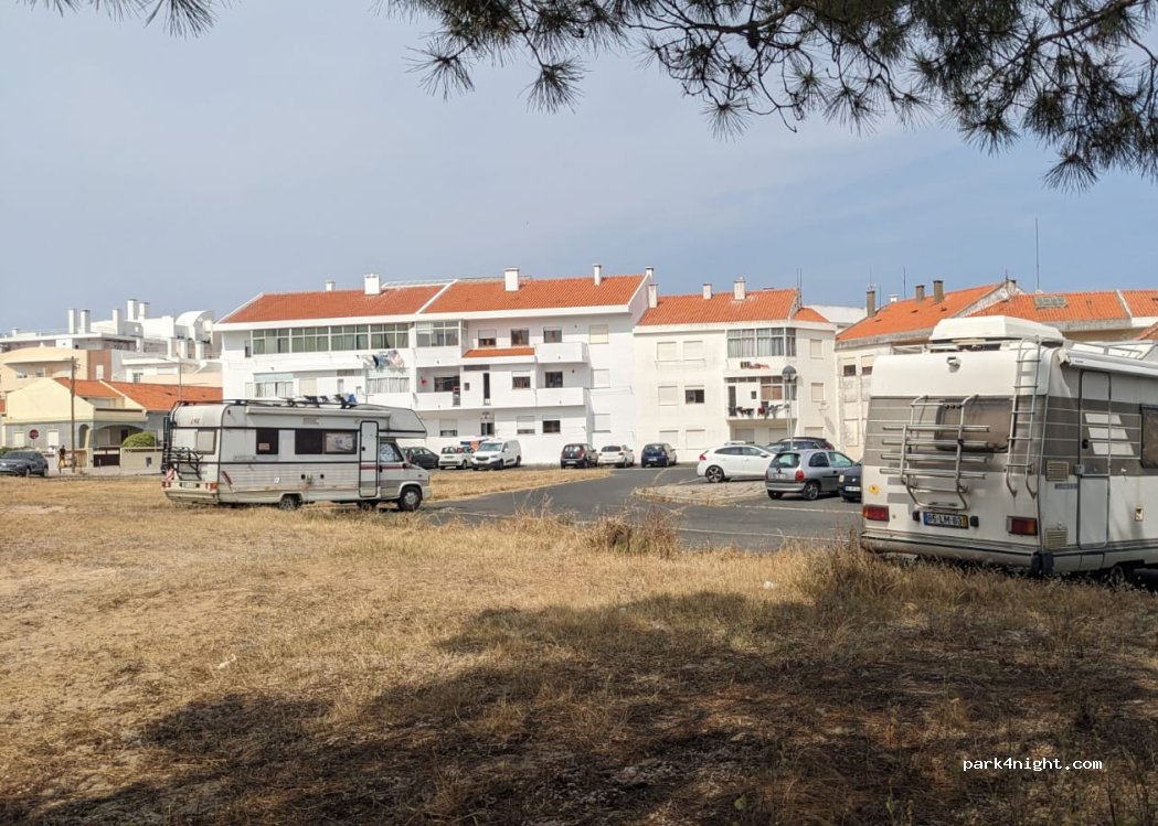 Sines, 35 Rua Amílcar Cabral thumbnail 2