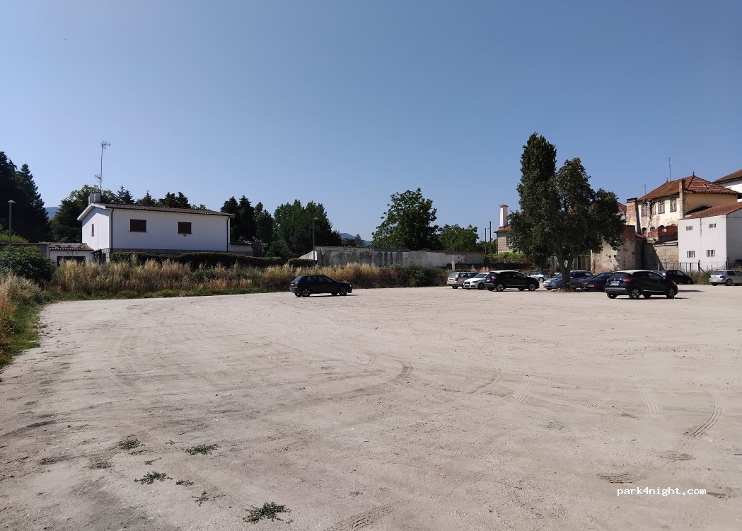 Chaves, 26 Rua Longras thumbnail 2