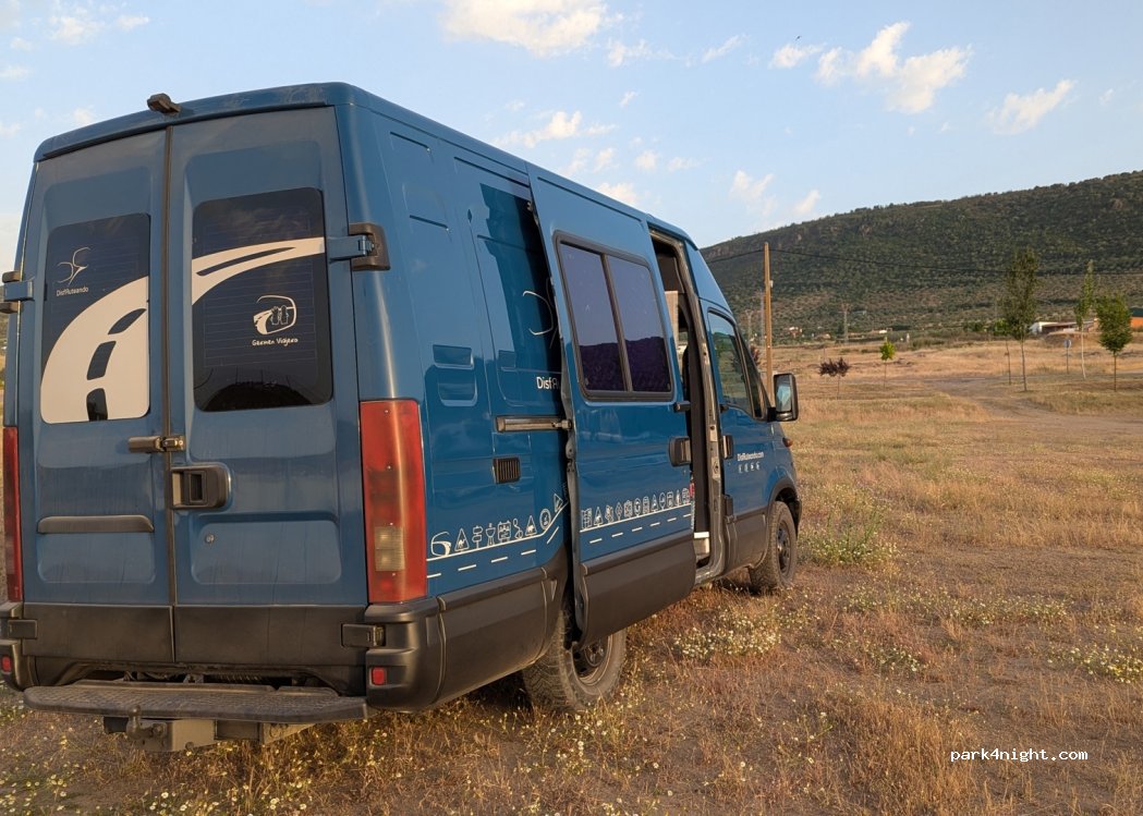 La Parra, 110 Carretera Feria thumbnail 3