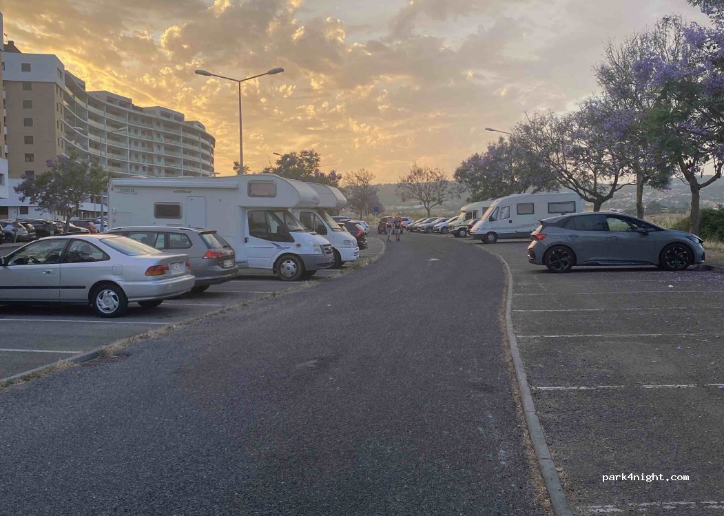 Loures, 37 Alameda Dom João II thumbnail 4