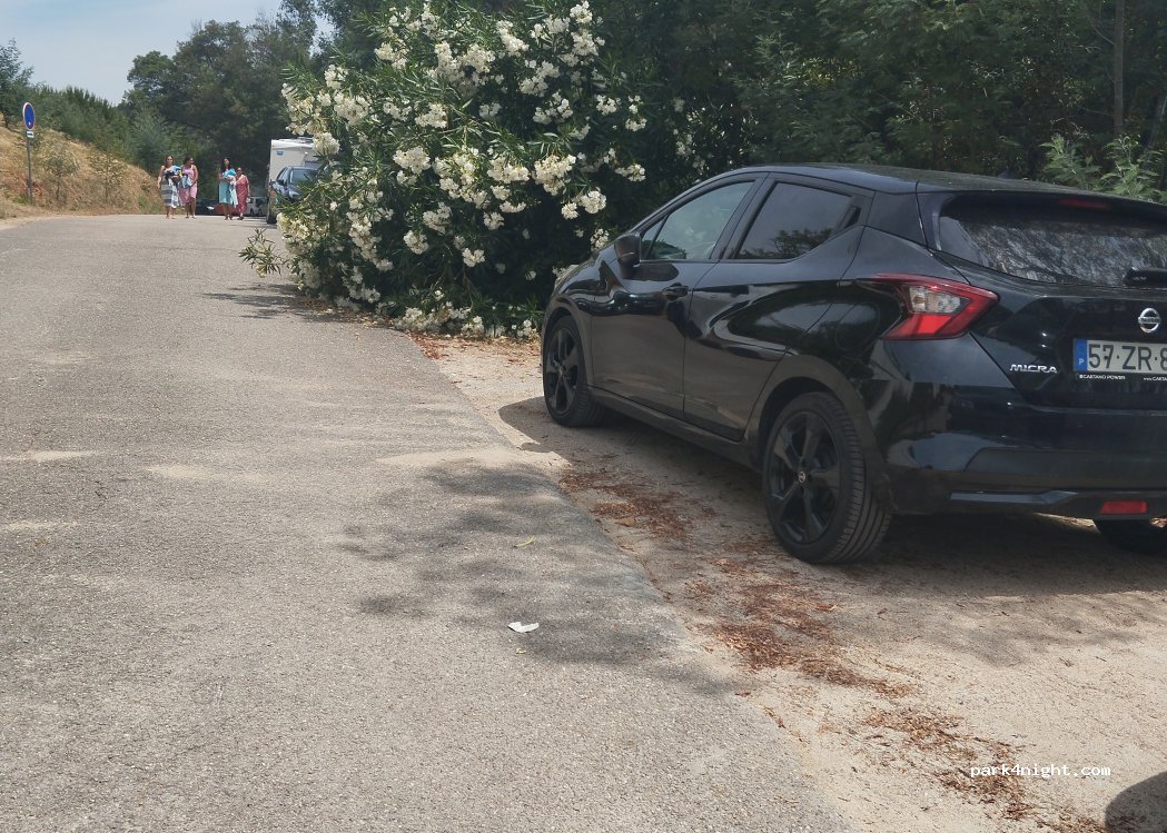 Castanheira, 2240 Rua do Lago Azul thumbnail 2