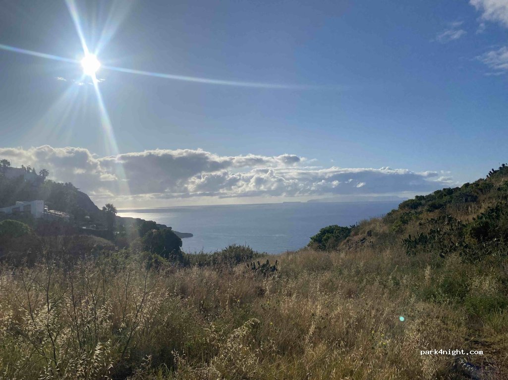 Caniço, 372 Estrada do Cristo Rei thumbnail 3