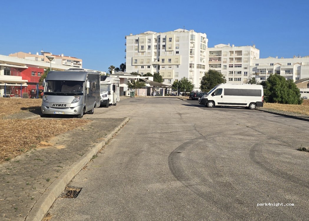 Lagos, 21 Rua Fernando Pessoa thumbnail 3