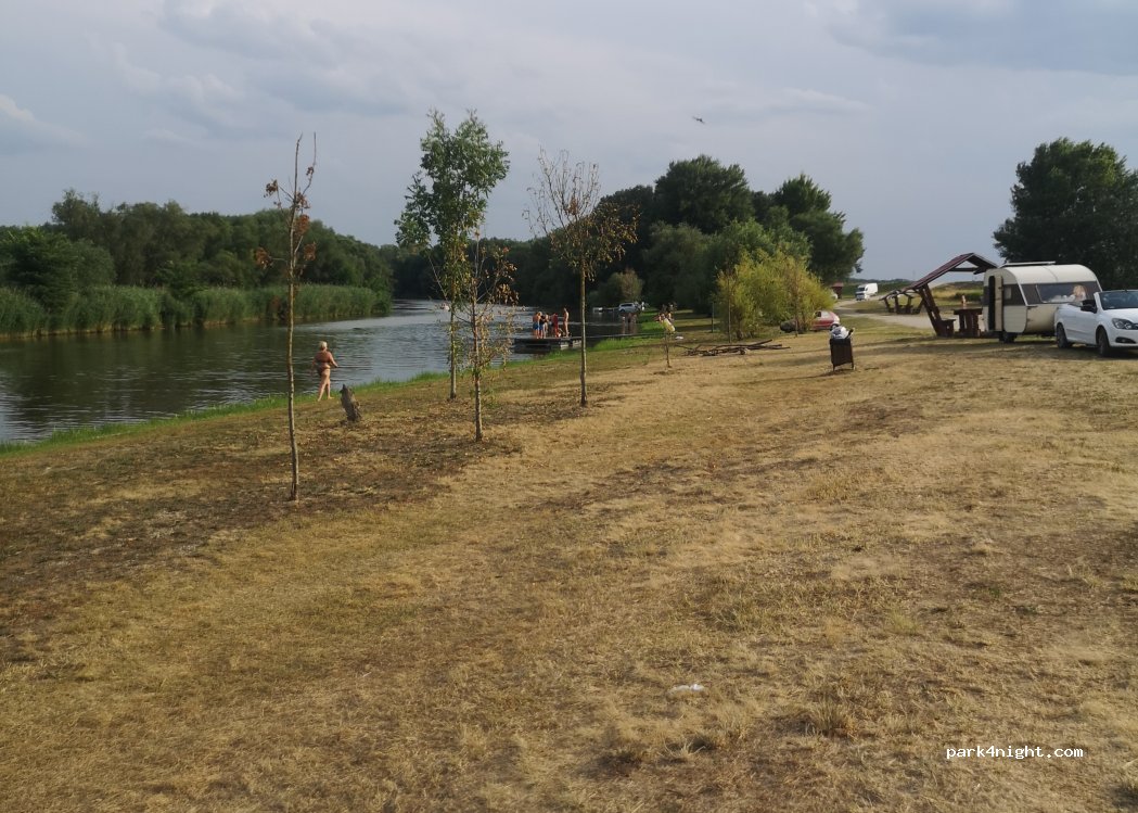 park4night 9184 Kunsziget - 1886192 Gd 