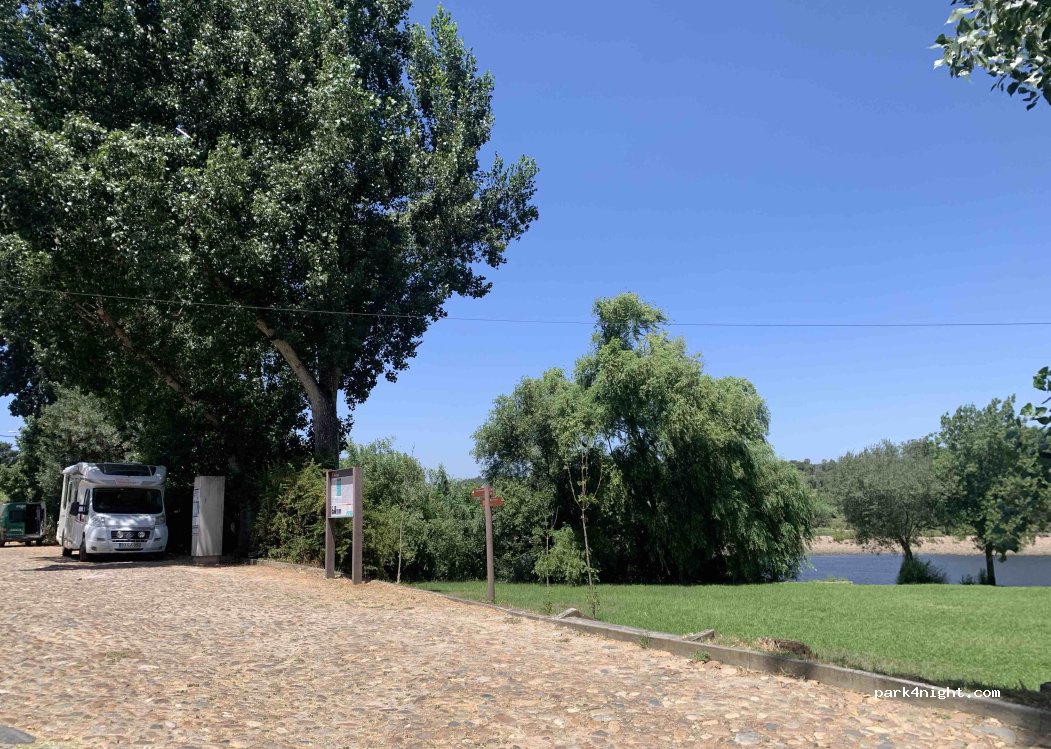 Alvega, 17 Rua de Santo António thumbnail 3